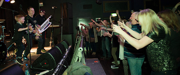 2 - AUDIENCE